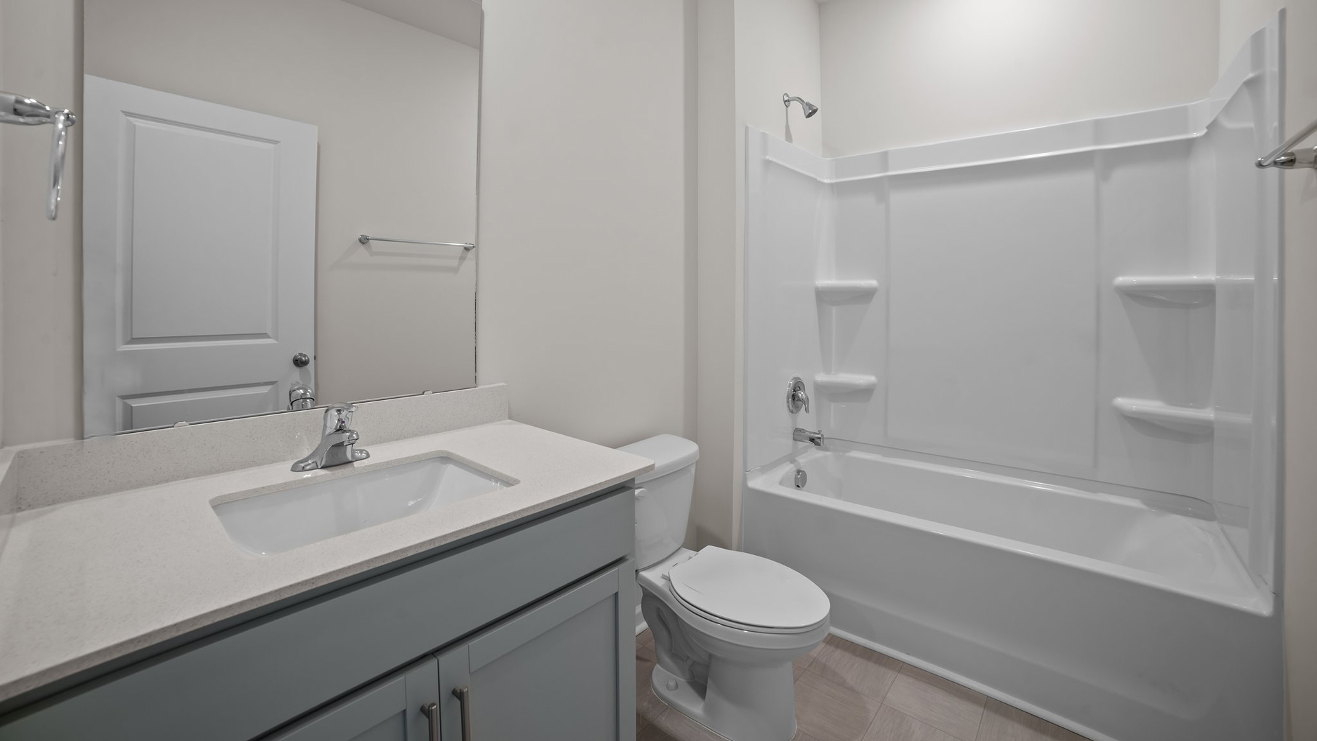 Bathroom with quartz counters