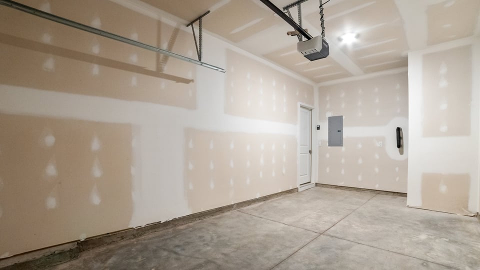 * Photos are not of actual home or interior features and are representative of floor plan only. *