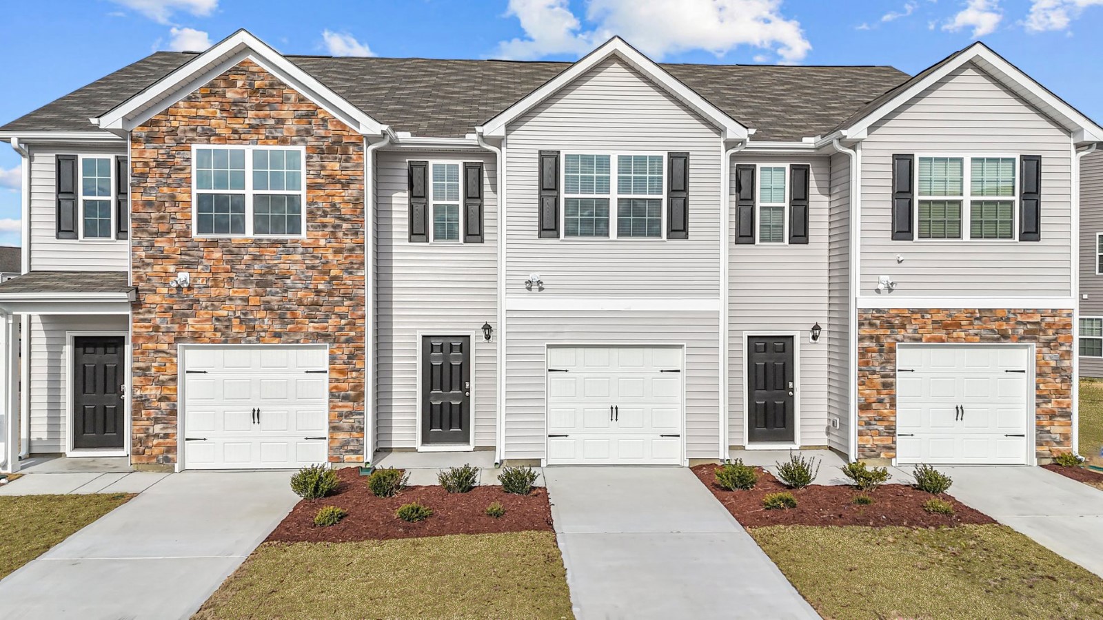3405 Sedge Drive 3 exterior