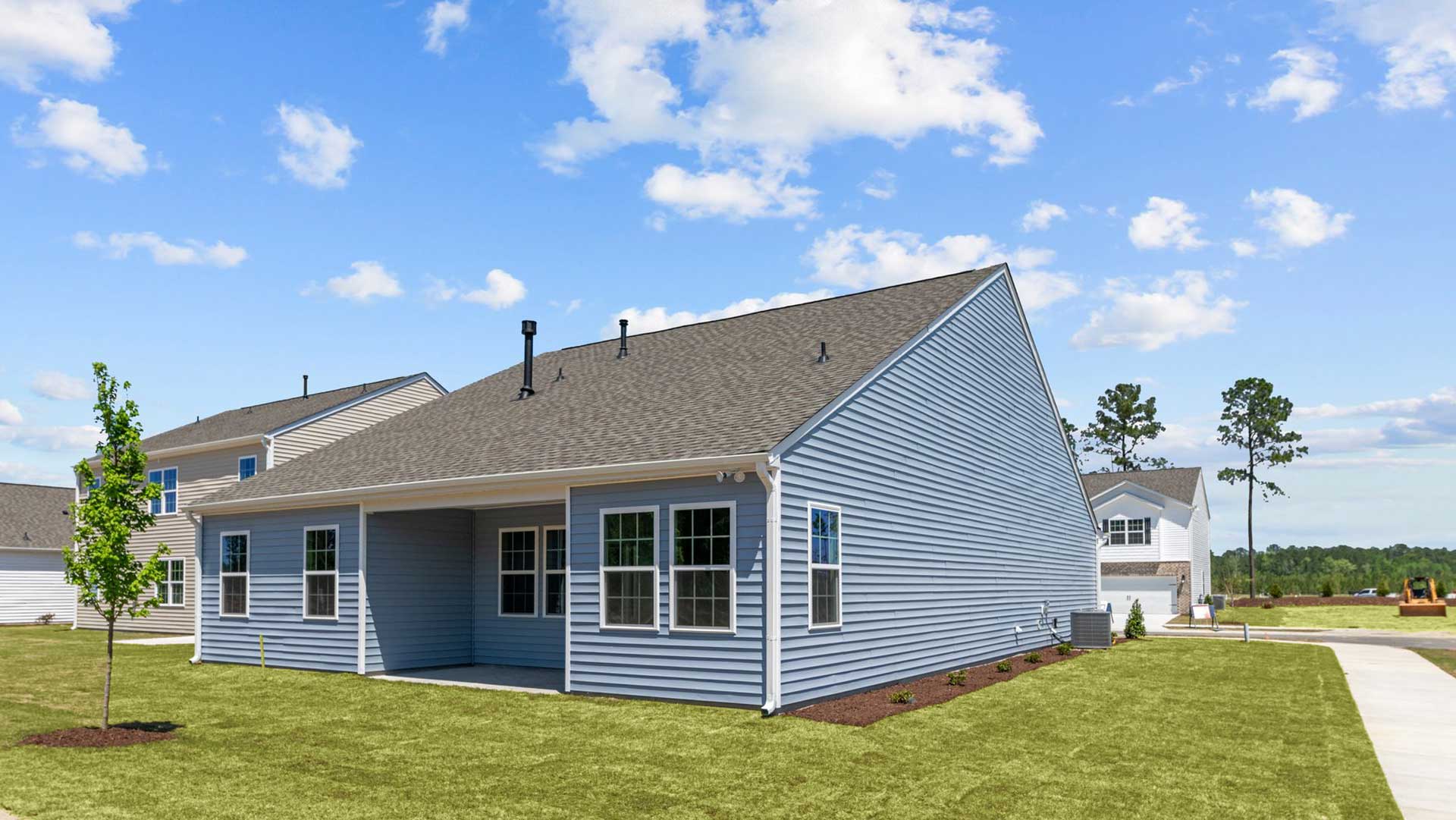 * Photos are not of actual home or interior features and are representative of floor plan only. *