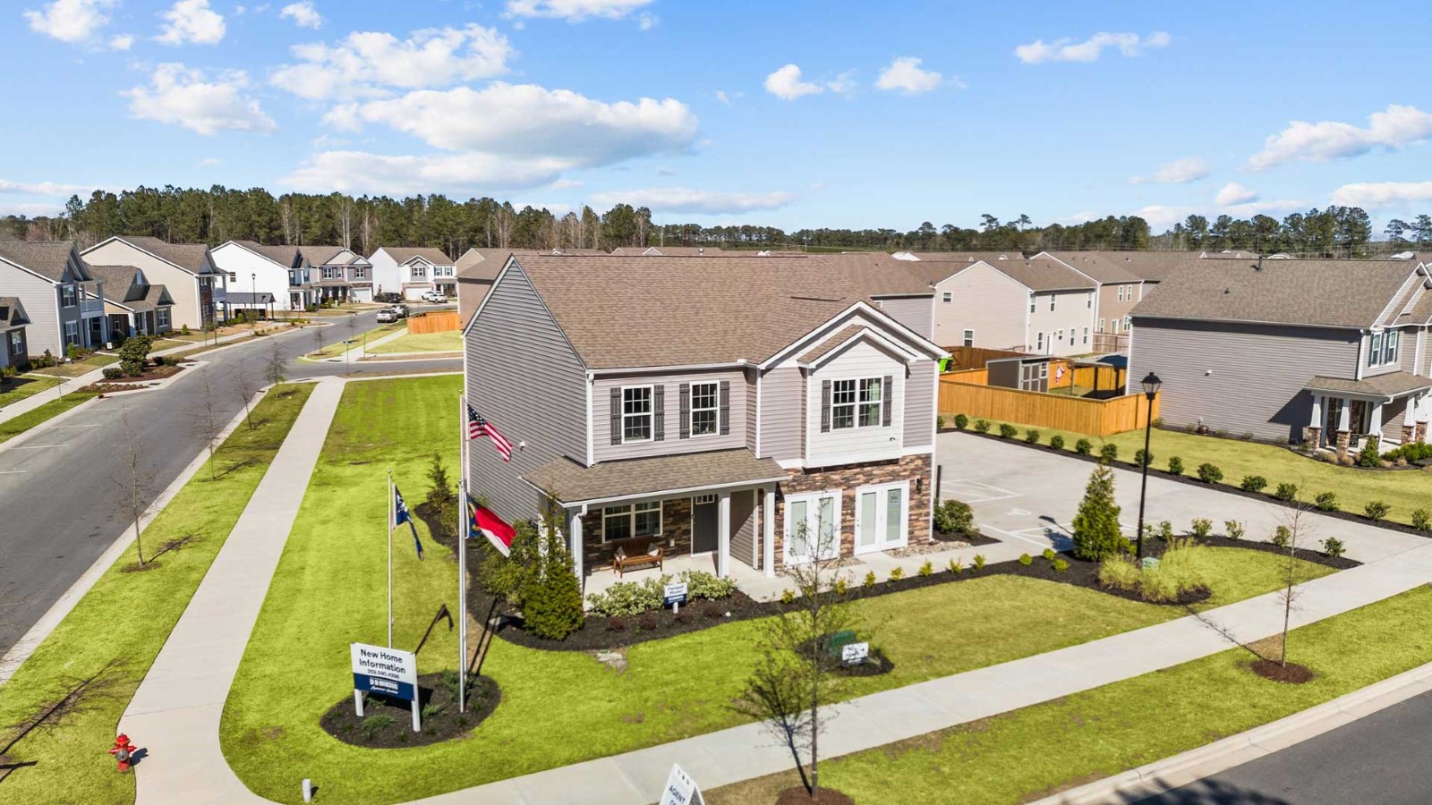 * Photos are not of actual home or interior features and are representative of floor plan only. *