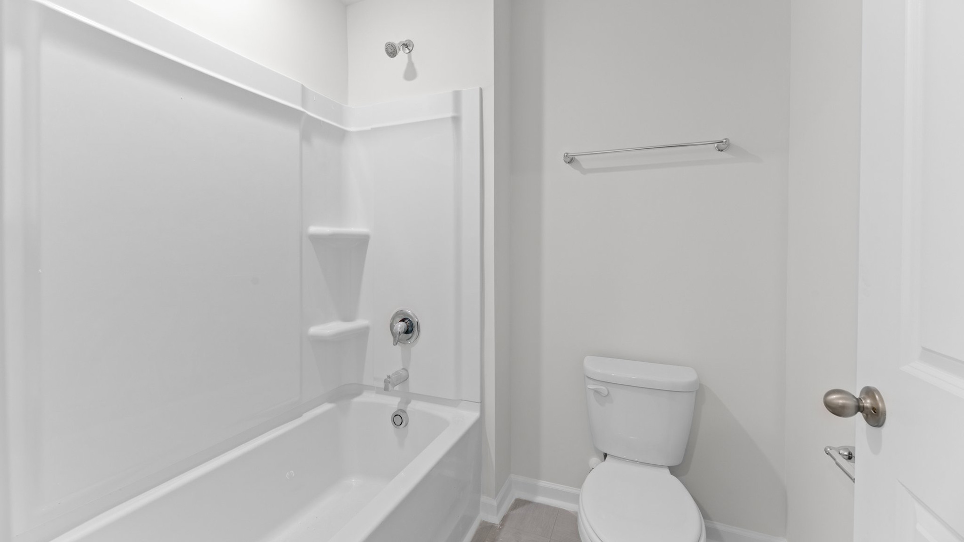 Bathroom with quartz counters