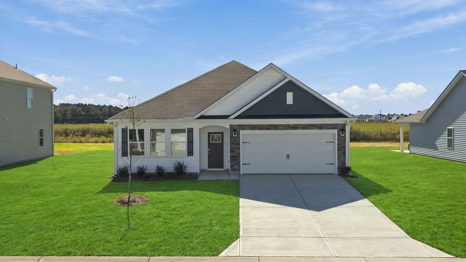 1094 Aviator Lane exterior