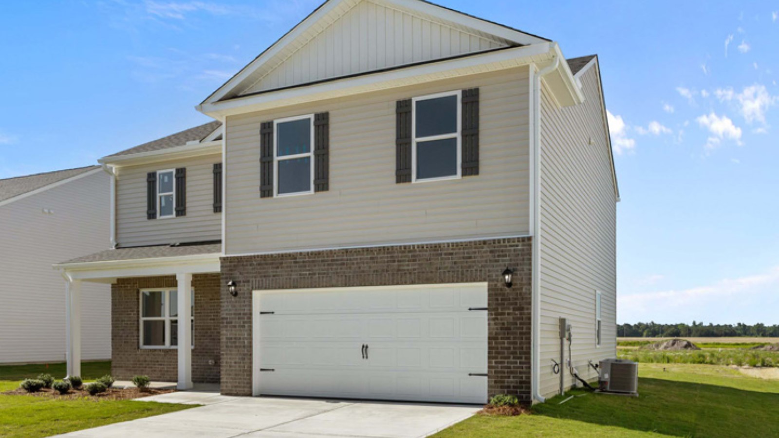 * Photos are not of actual home or interior features and are representative of floor plan only. *