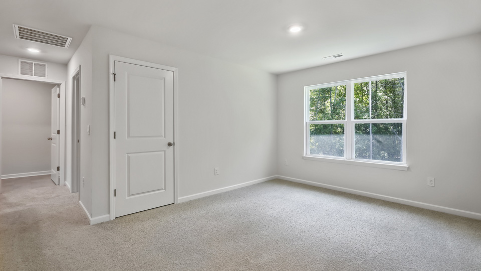 Loft area with carpet