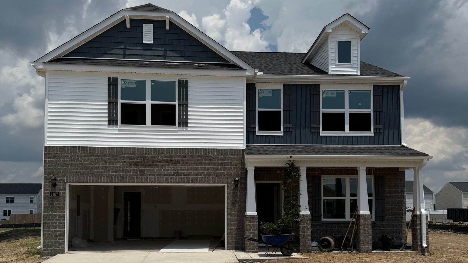 1107 Aviator Lane exterior