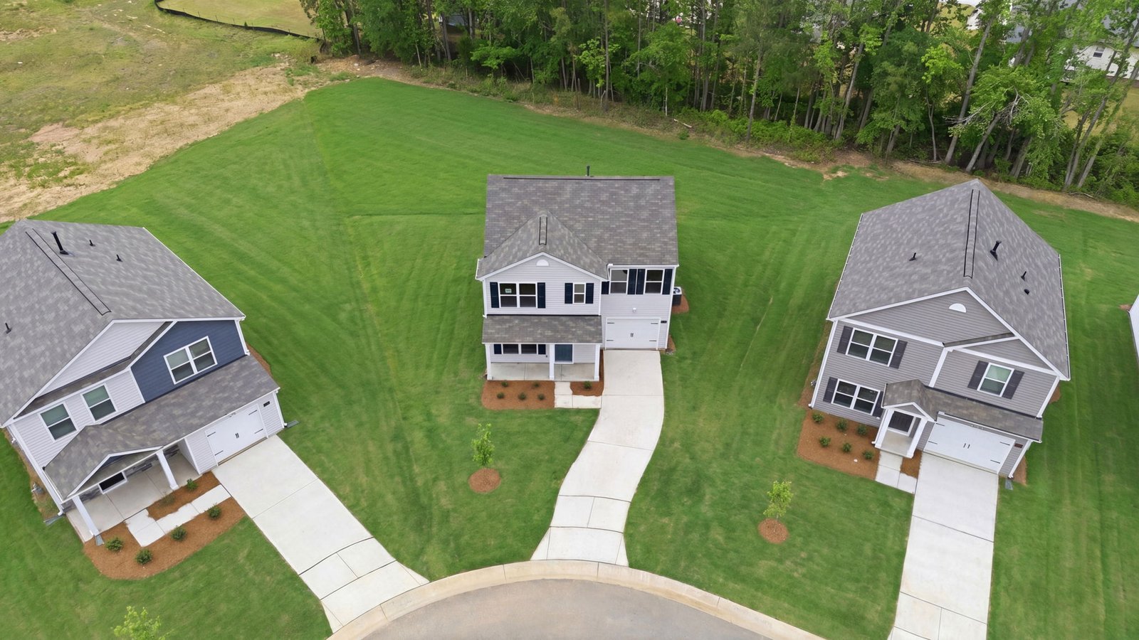 aerial view of home in neighborhood