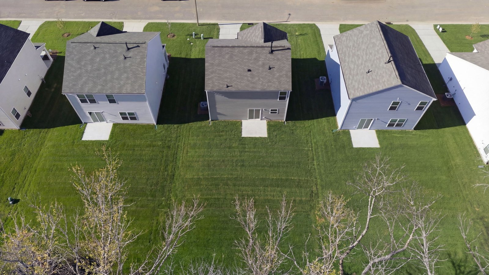 Aerial view of the home and yard