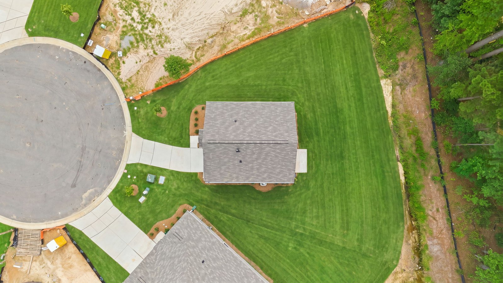 aerial view of brandon floorplan and yard
