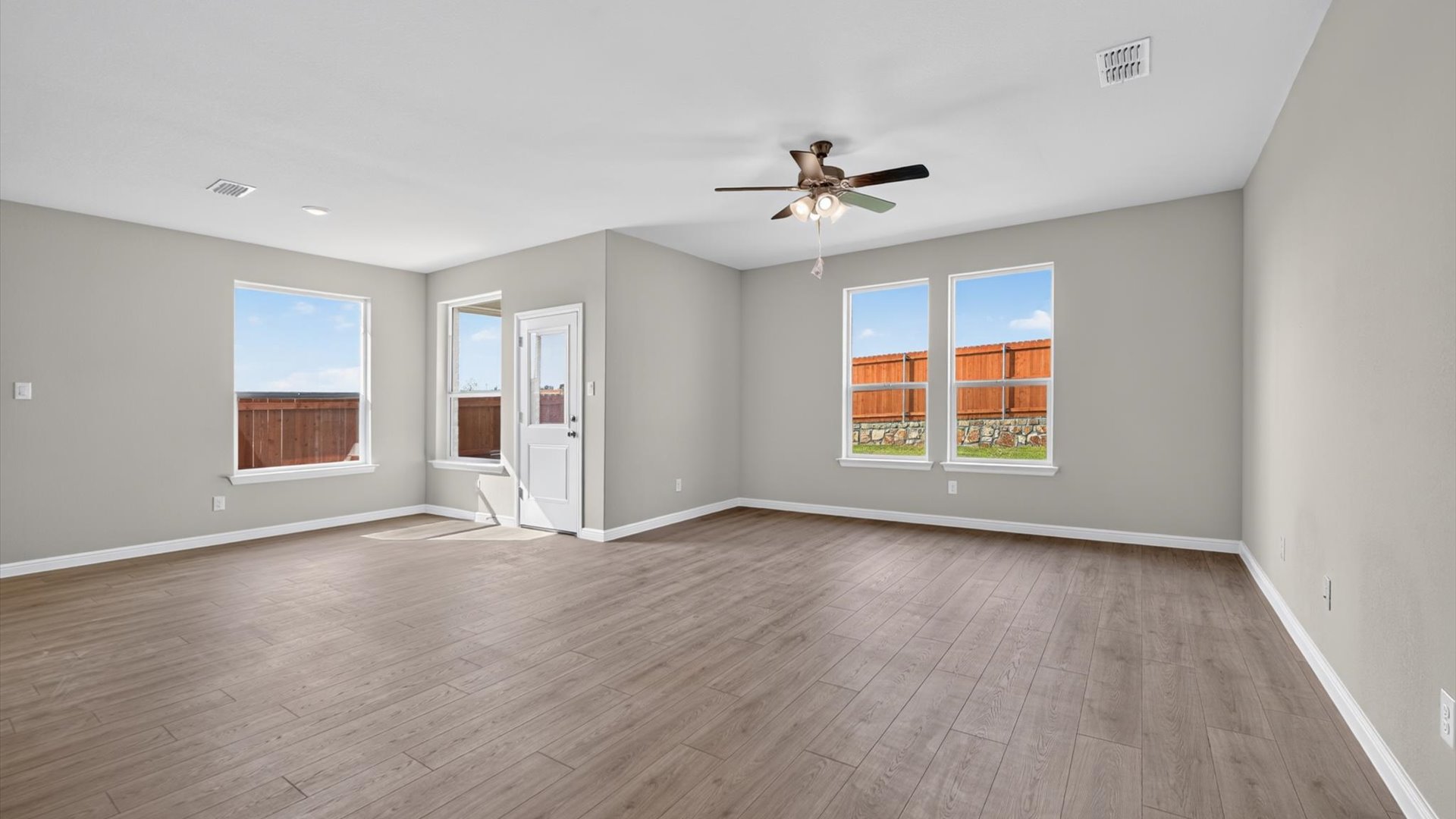 Living and dining area