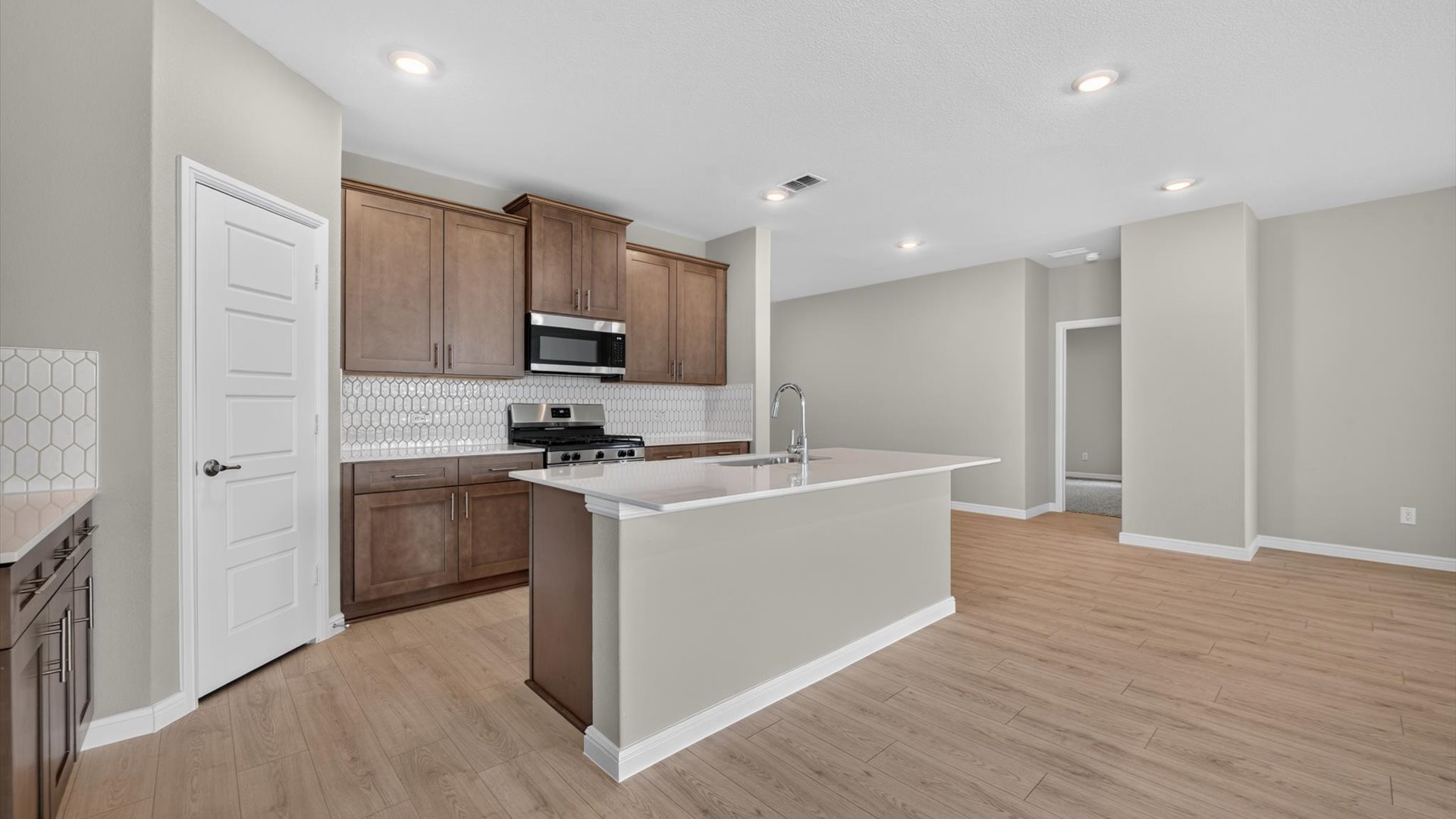 Open kitchen
