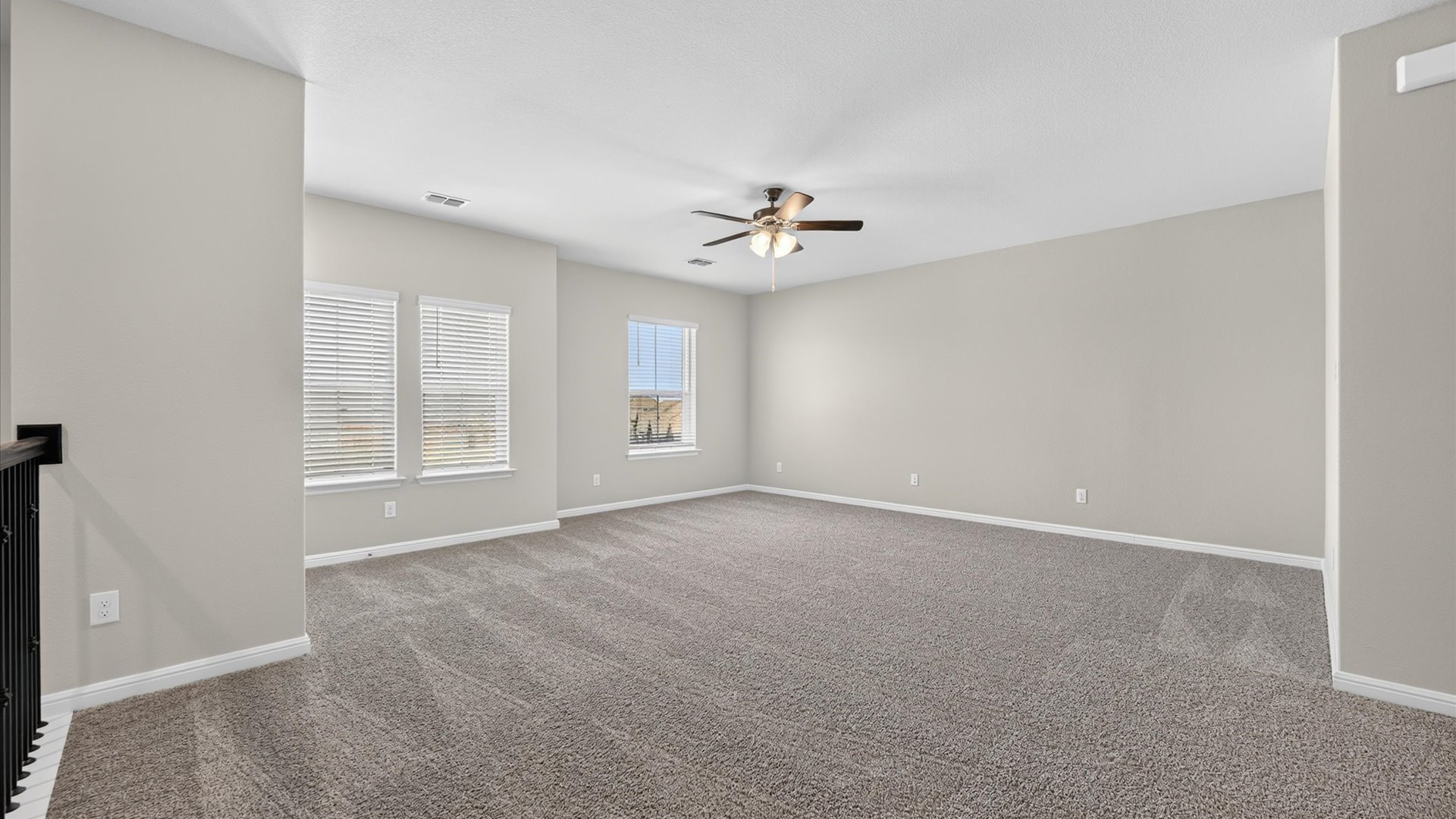 Upstairs loft and gameroom