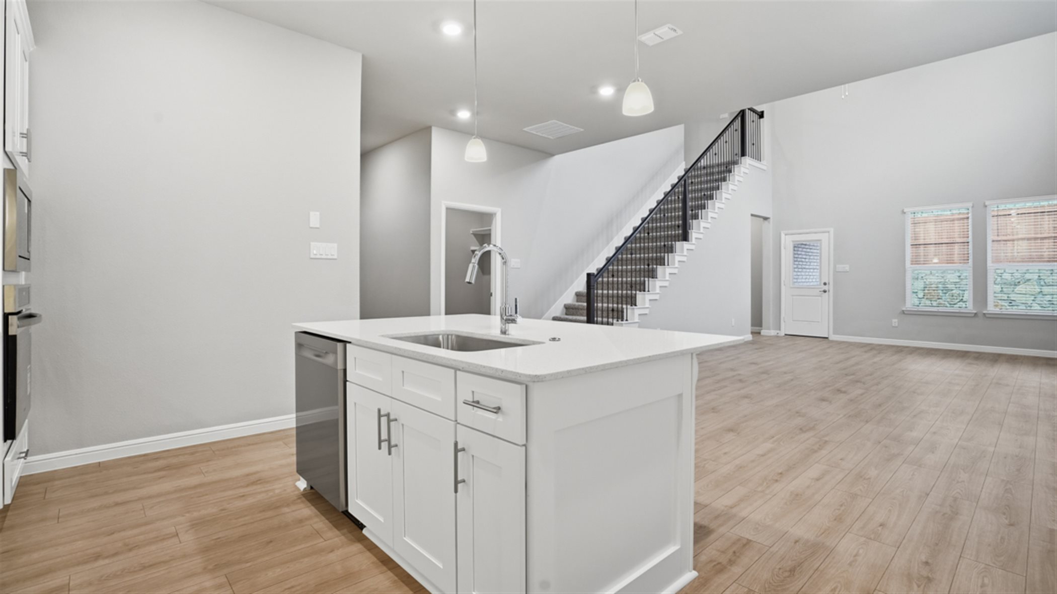 Kitchen with island