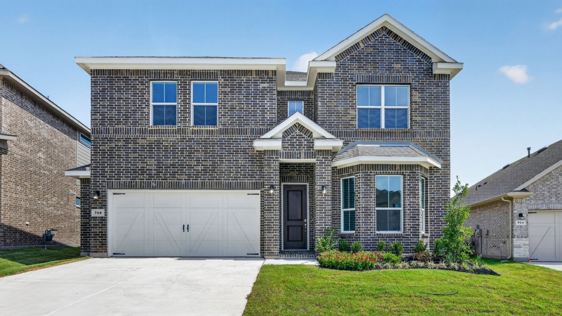 708 Soaring Hawk Drive exterior