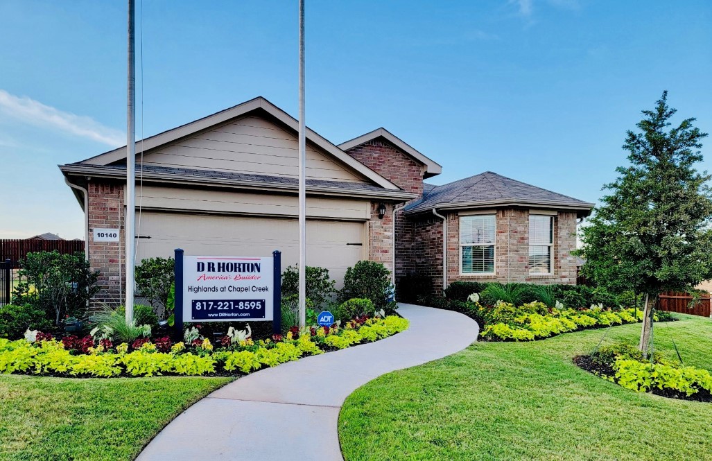 New Homes in Highlands at Chapel Creek Fort Worth, TX D.R. Horton