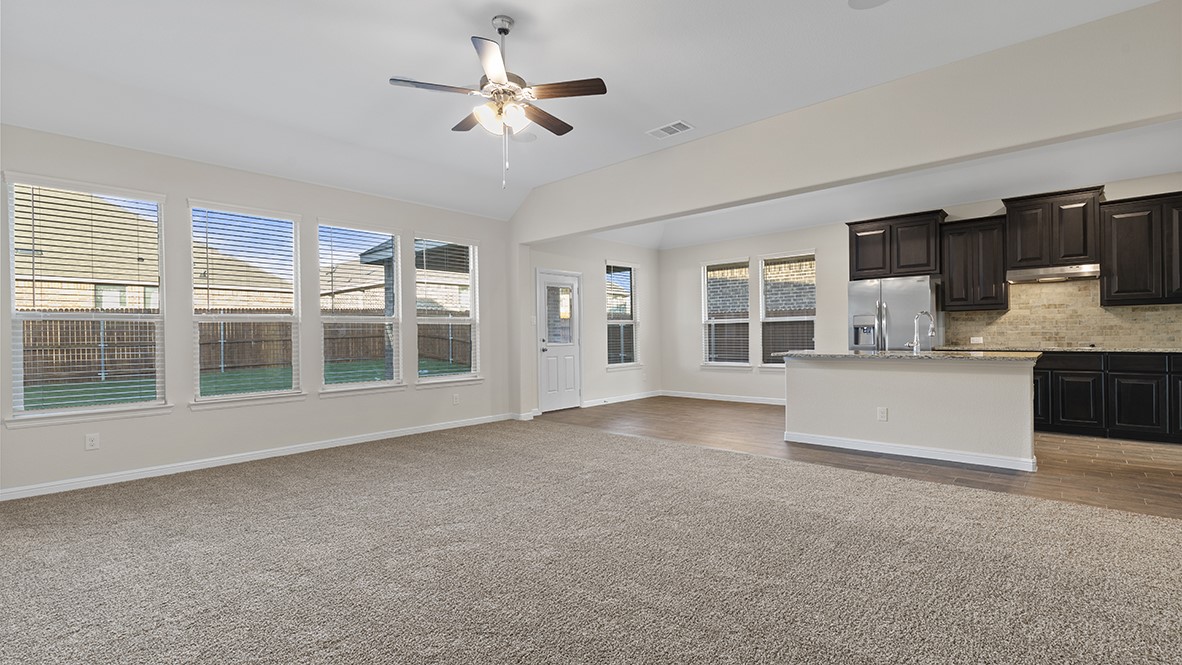 Floor Plan in Dove Creek MIDLOTHIAN, TX D.R. Horton