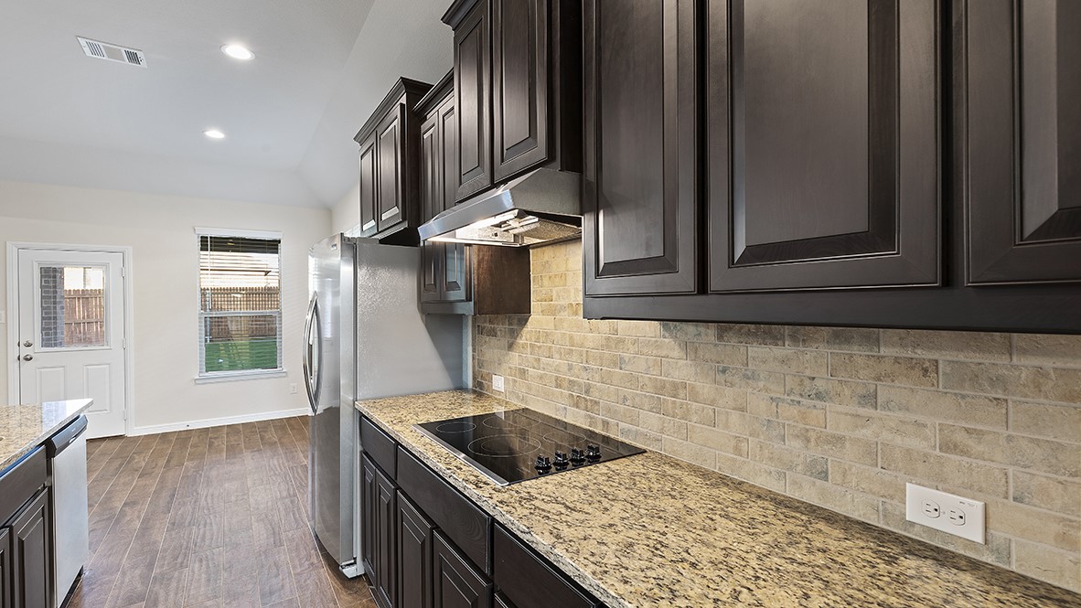 Floor Plan in Dove Creek MIDLOTHIAN, TX D.R. Horton