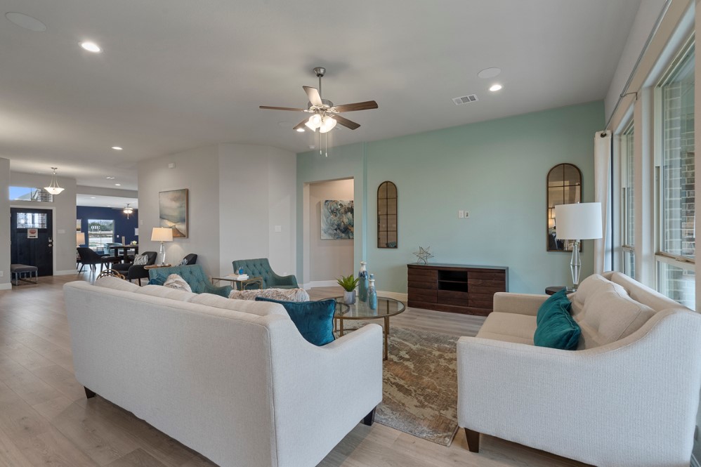 Floor Plan in Dove Creek MIDLOTHIAN, TX D.R. Horton