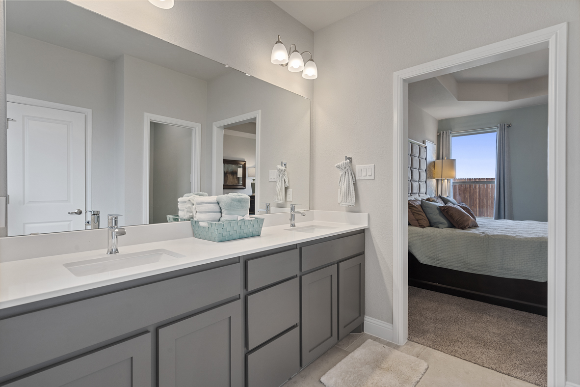 Floor Plan in Dove Creek MIDLOTHIAN, TX D.R. Horton