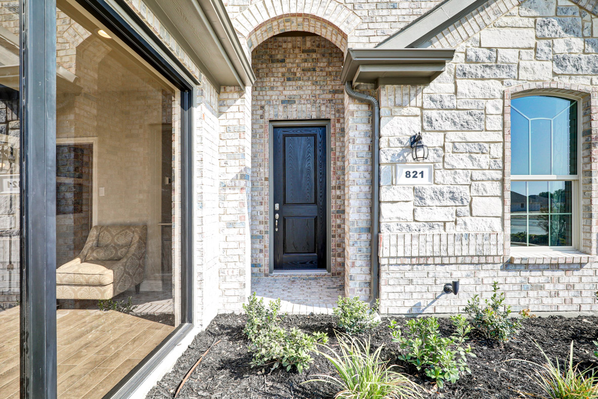 New Homes in Dove Creek MIDLOTHIAN, TX D.R. Horton