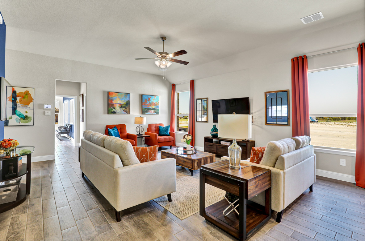 New Homes in Dove Creek MIDLOTHIAN, TX D.R. Horton