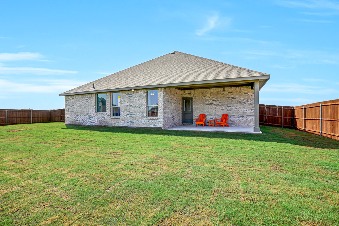 New Homes in Dove Creek MIDLOTHIAN, TX D.R. Horton
