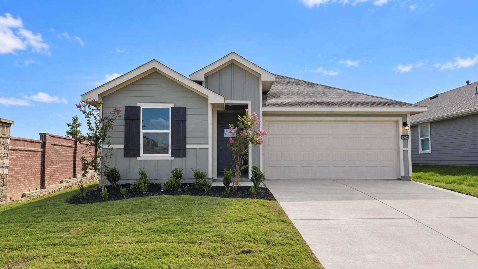 10613 Diamond Mine Drive exterior