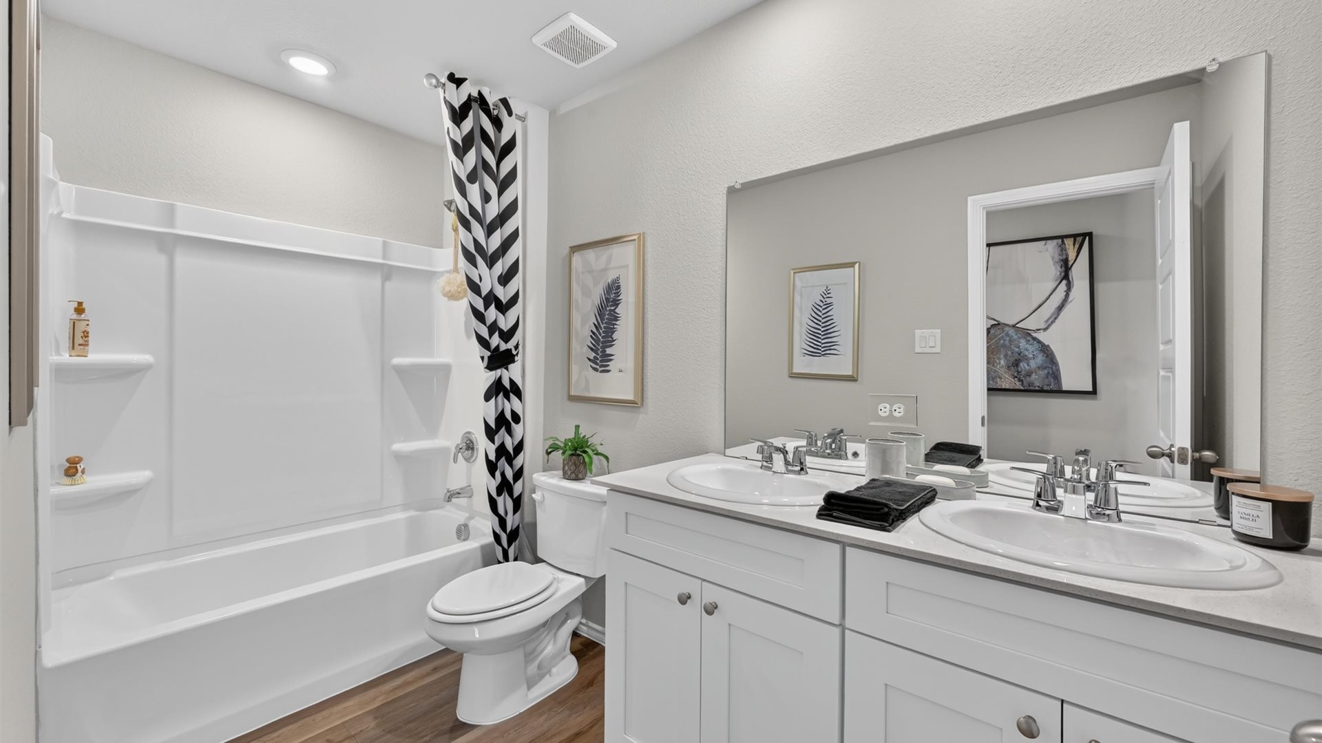 Bathroom 2 with double sink vanity
