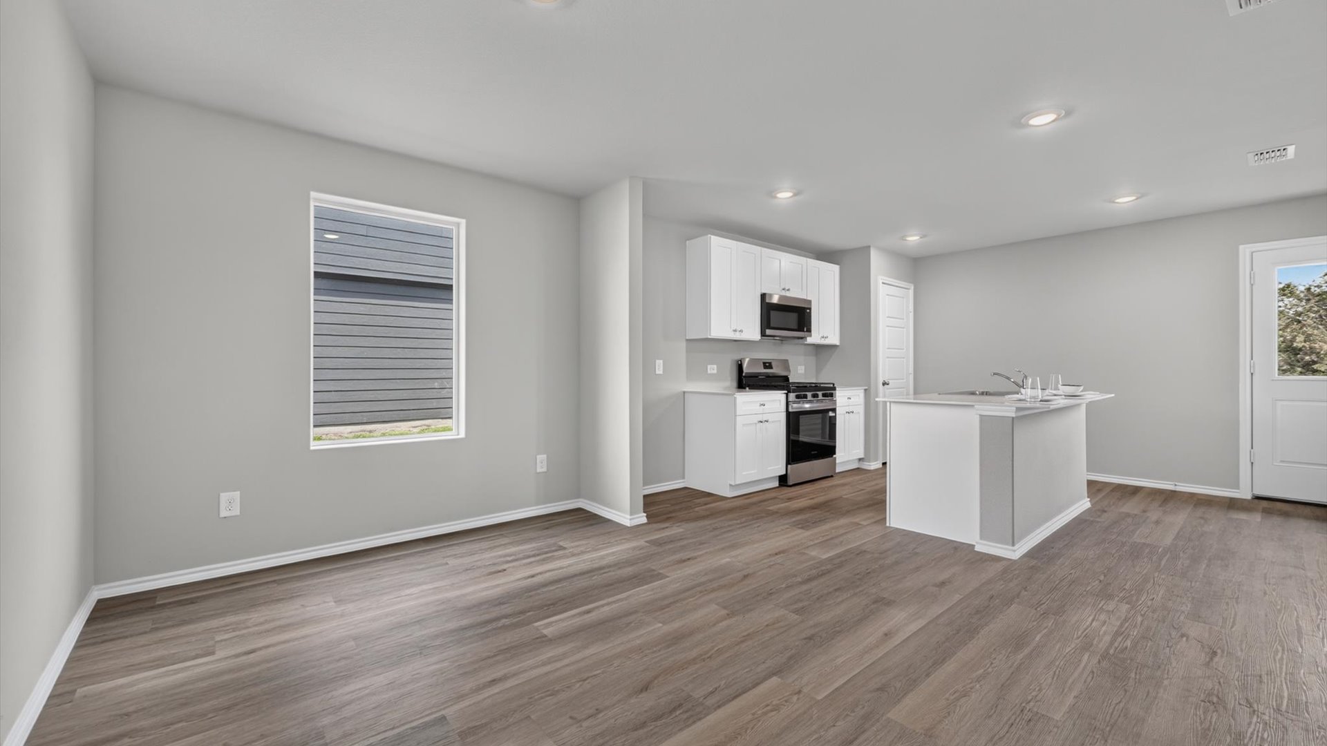 Open kitchen