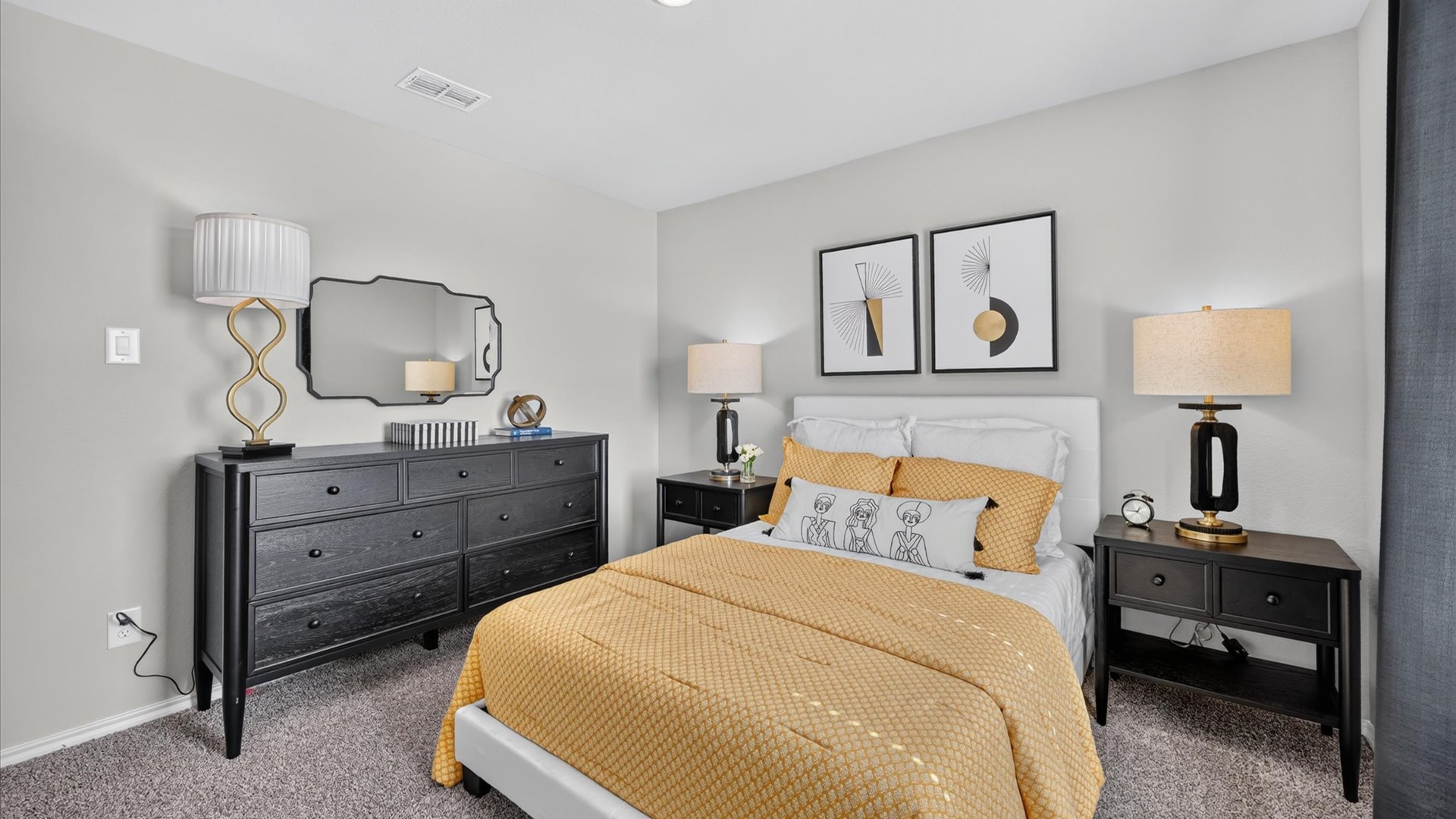 Bed 3 designed as teenager's room