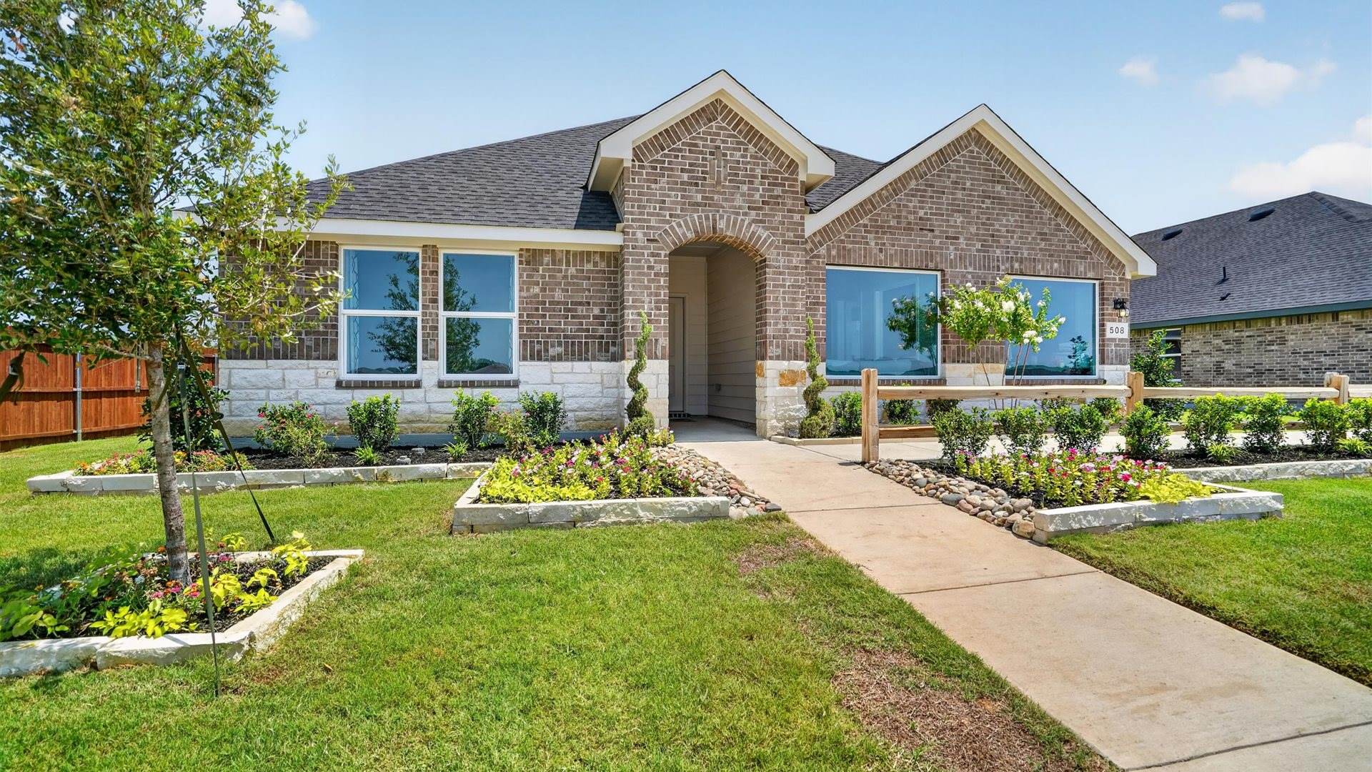 Kingston single-family home from the side