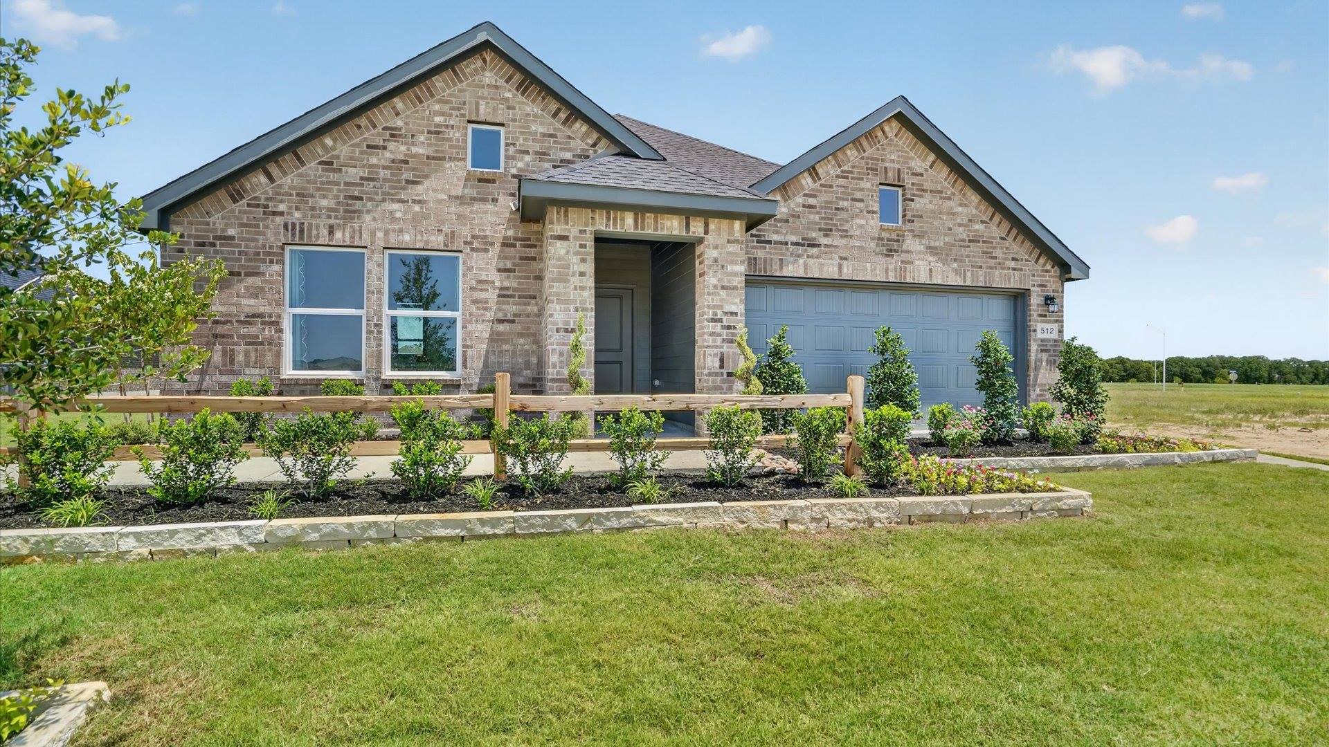 Exterior of Texas Cali single-story modern brick home