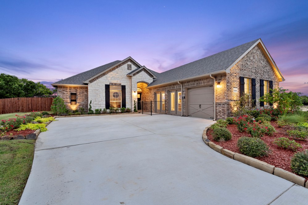 New Homes in The Grove MIDLOTHIAN, TX Tradition Series