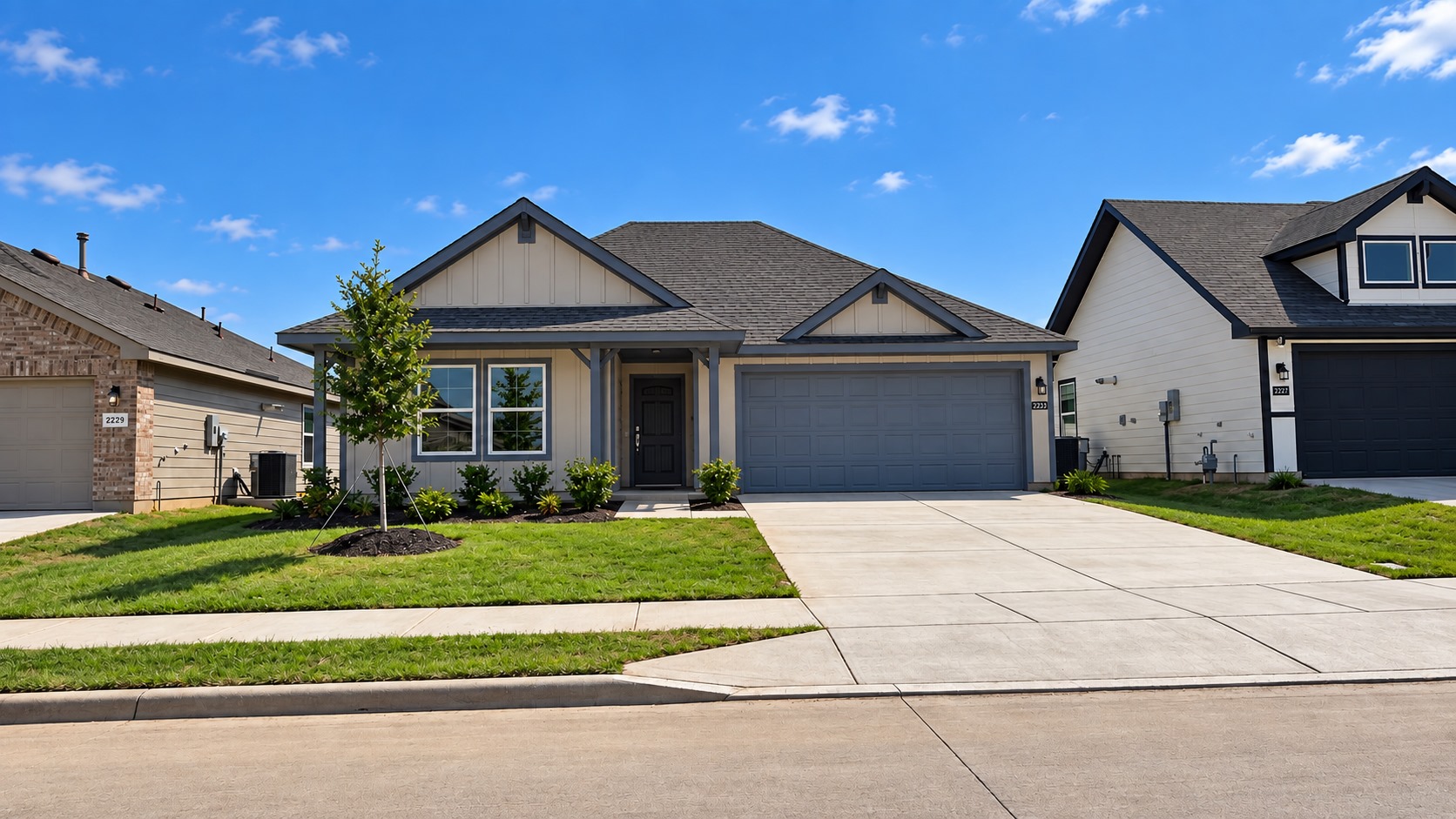 2233 Johnny Cash Drive exterior