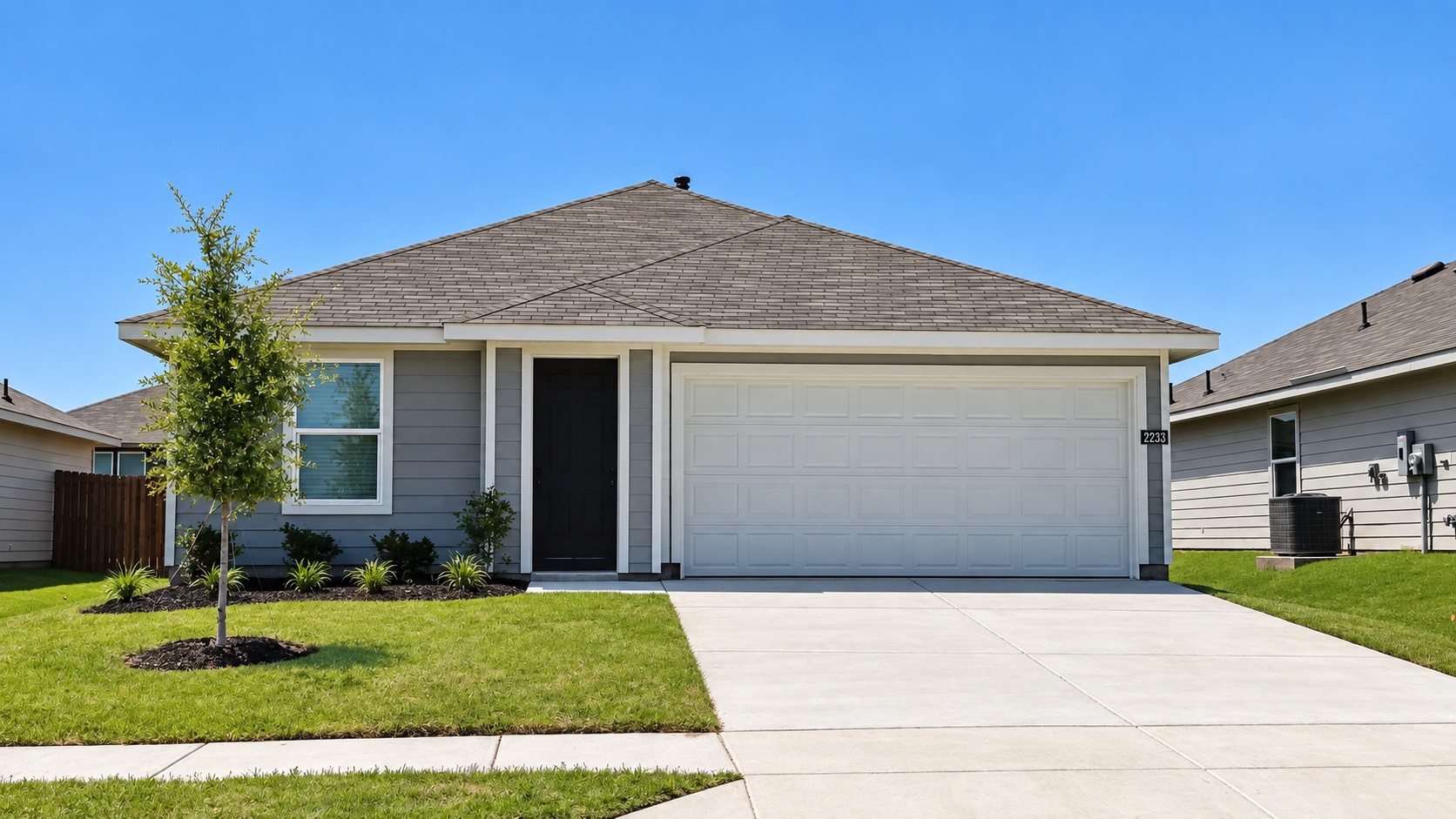 2233 Waylon Drive exterior