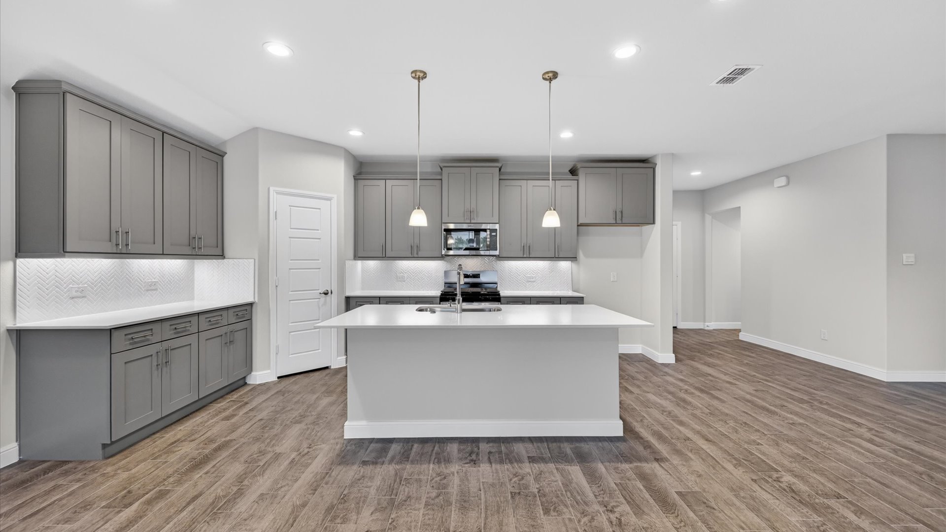 Open kitchen