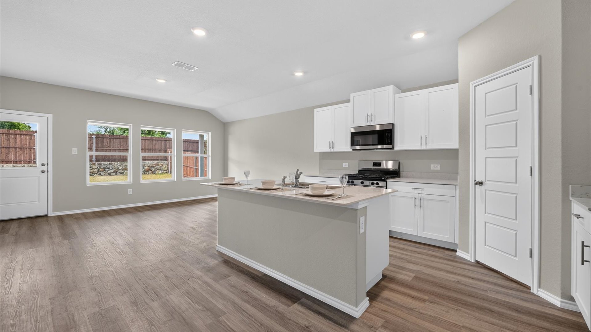 Open kitchen
