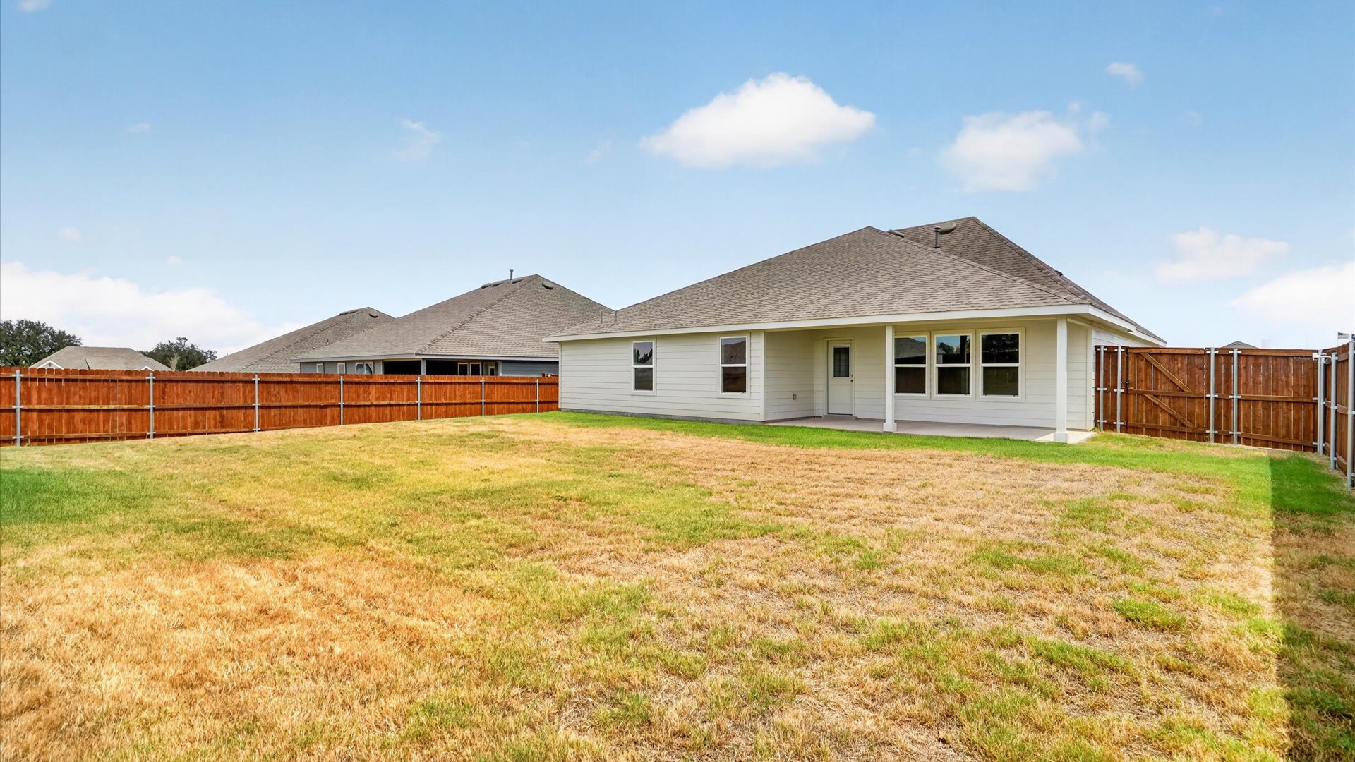 Spacious backyard