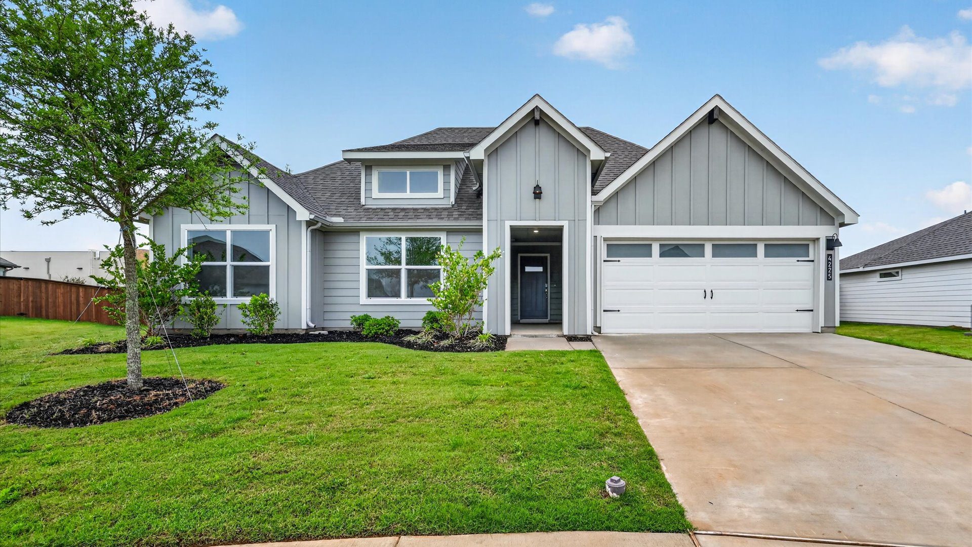 4225 Cornerstone Circle exterior