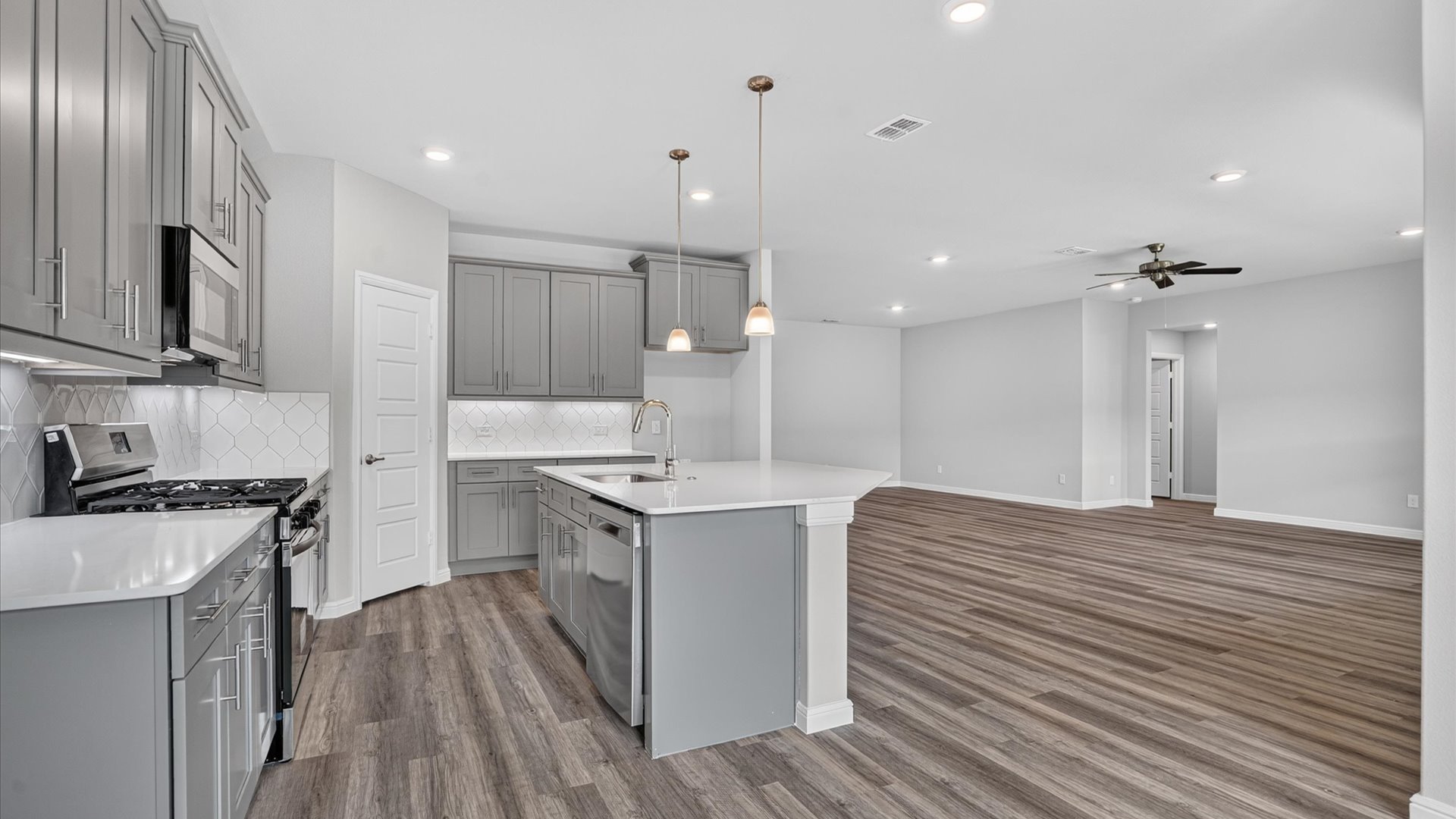 Kitchen with island