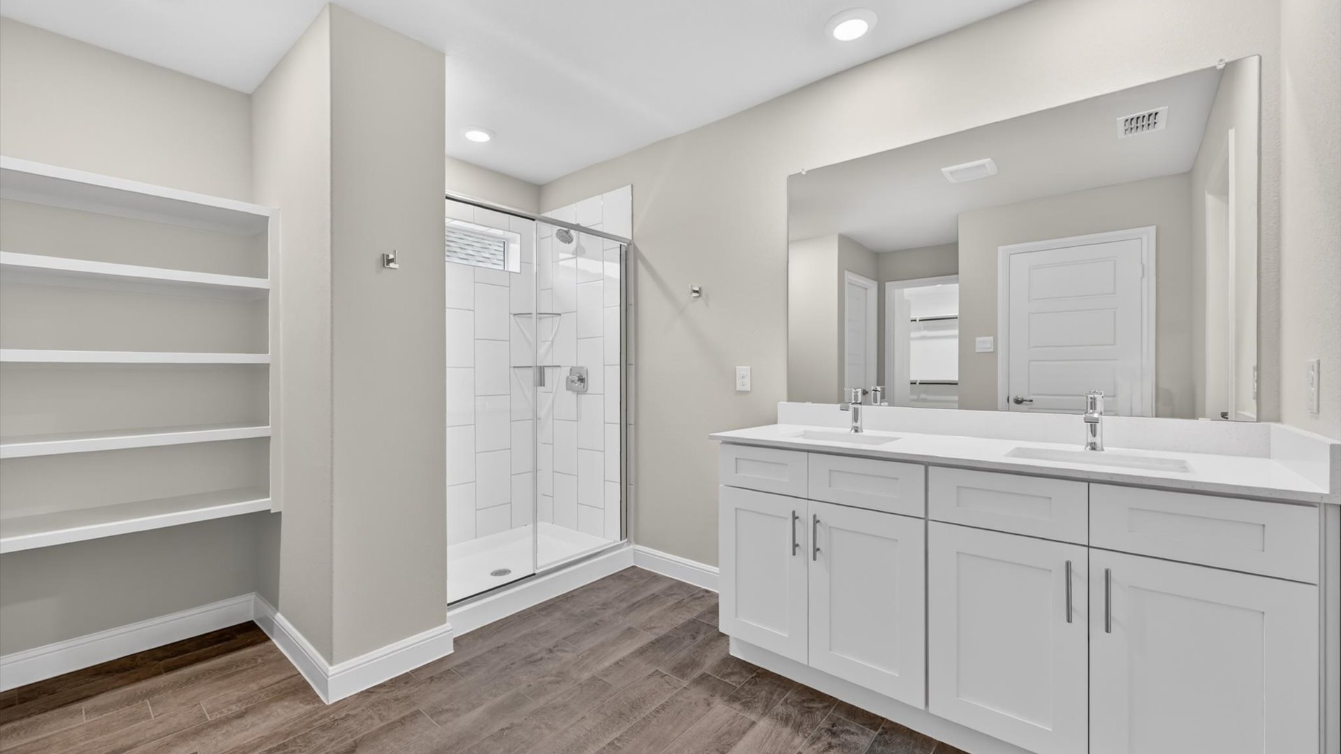 Bathroom 1 with built in vanity