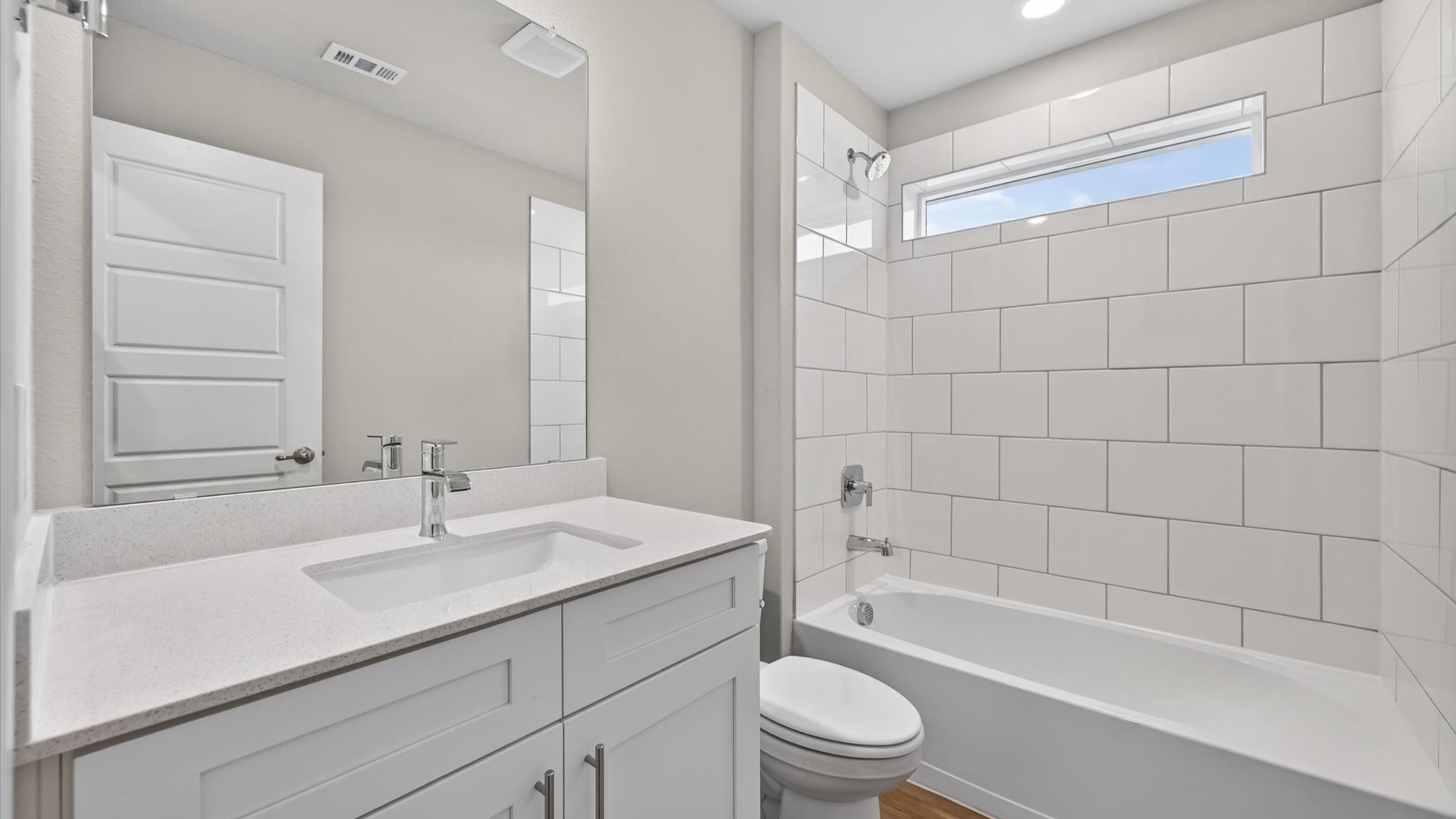 Bathroom 2 with vanity and shower/tub