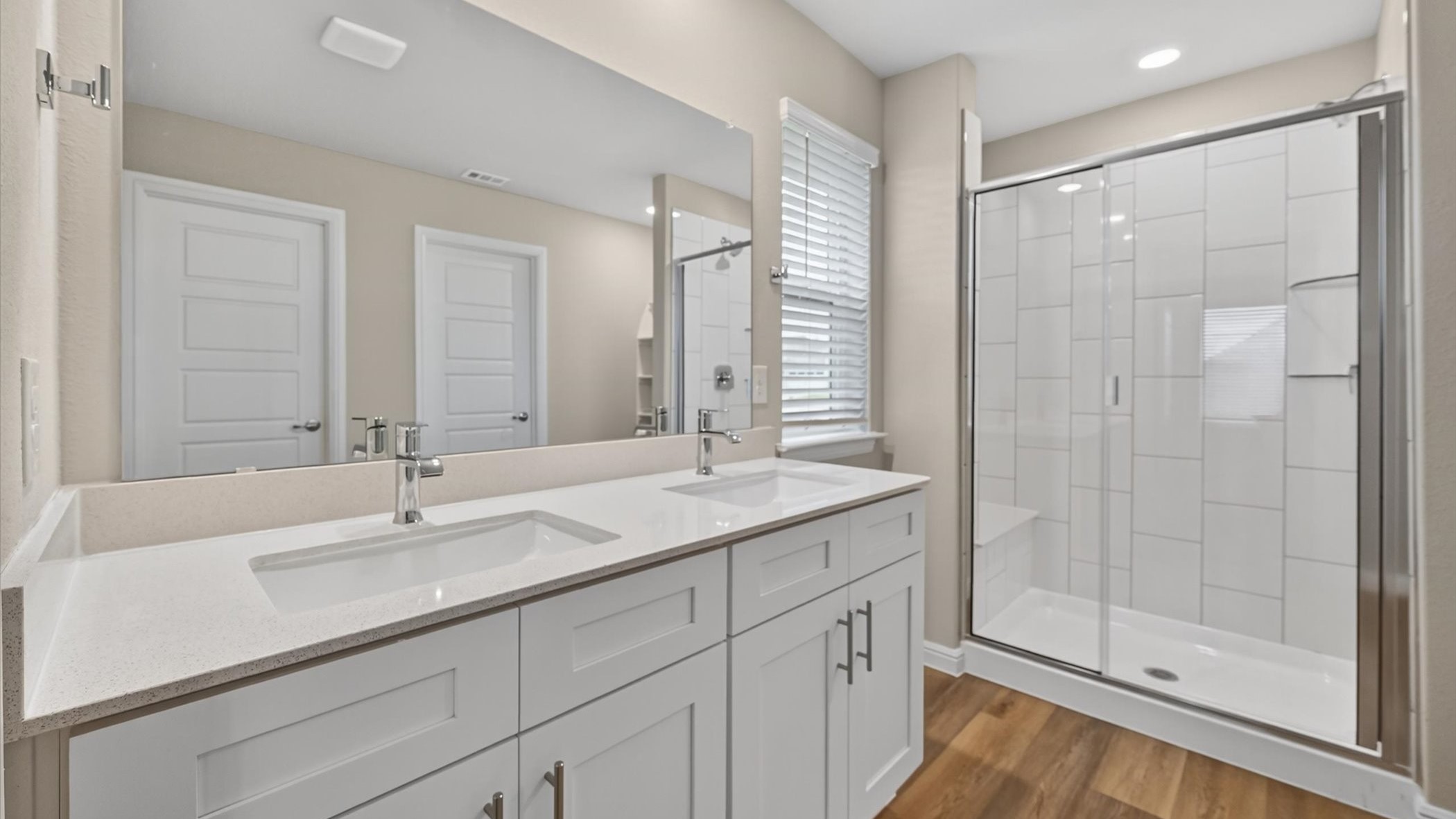 Bathroom 1 with built in vanity