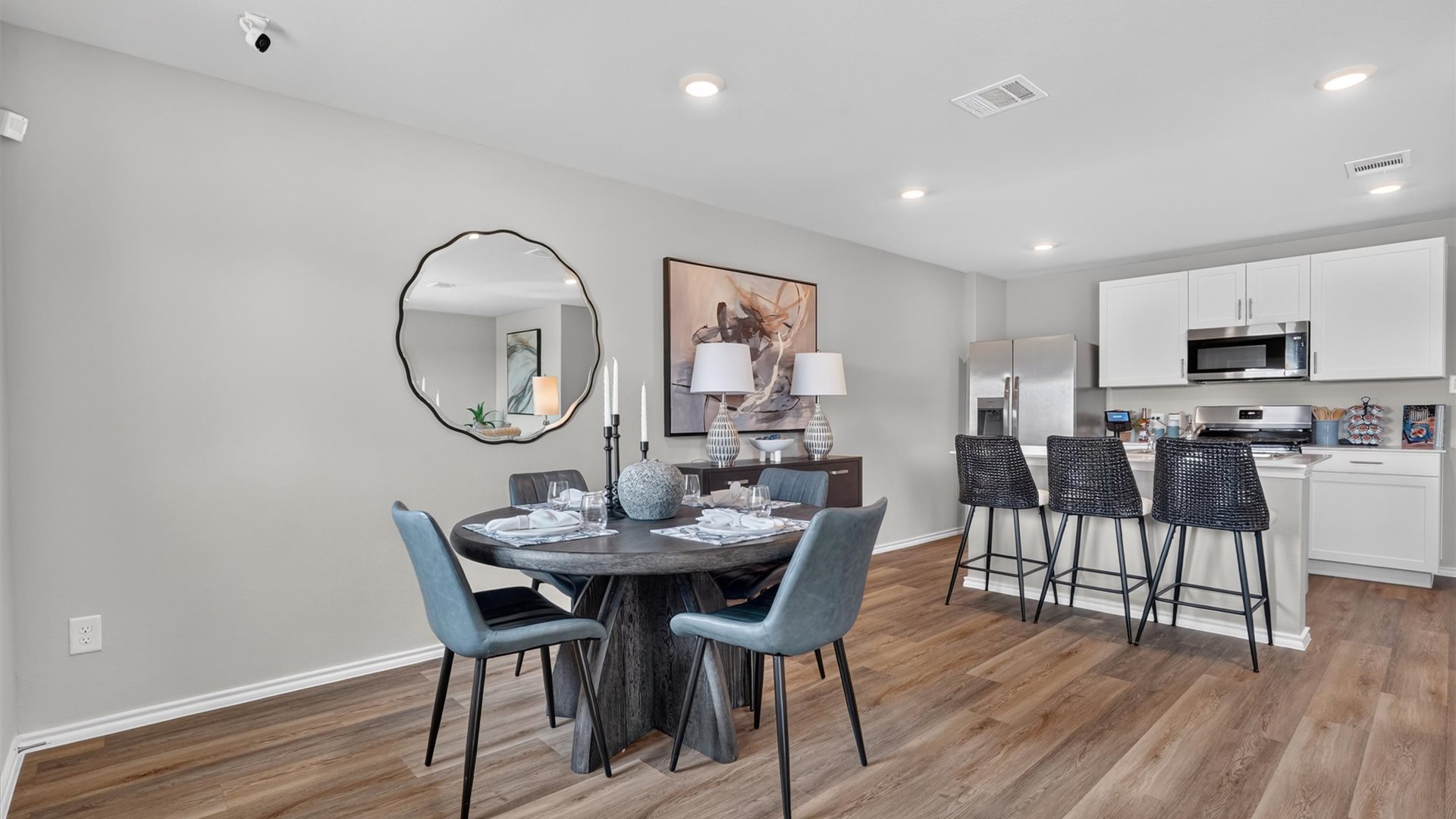 Cozy dining space next to kitchen