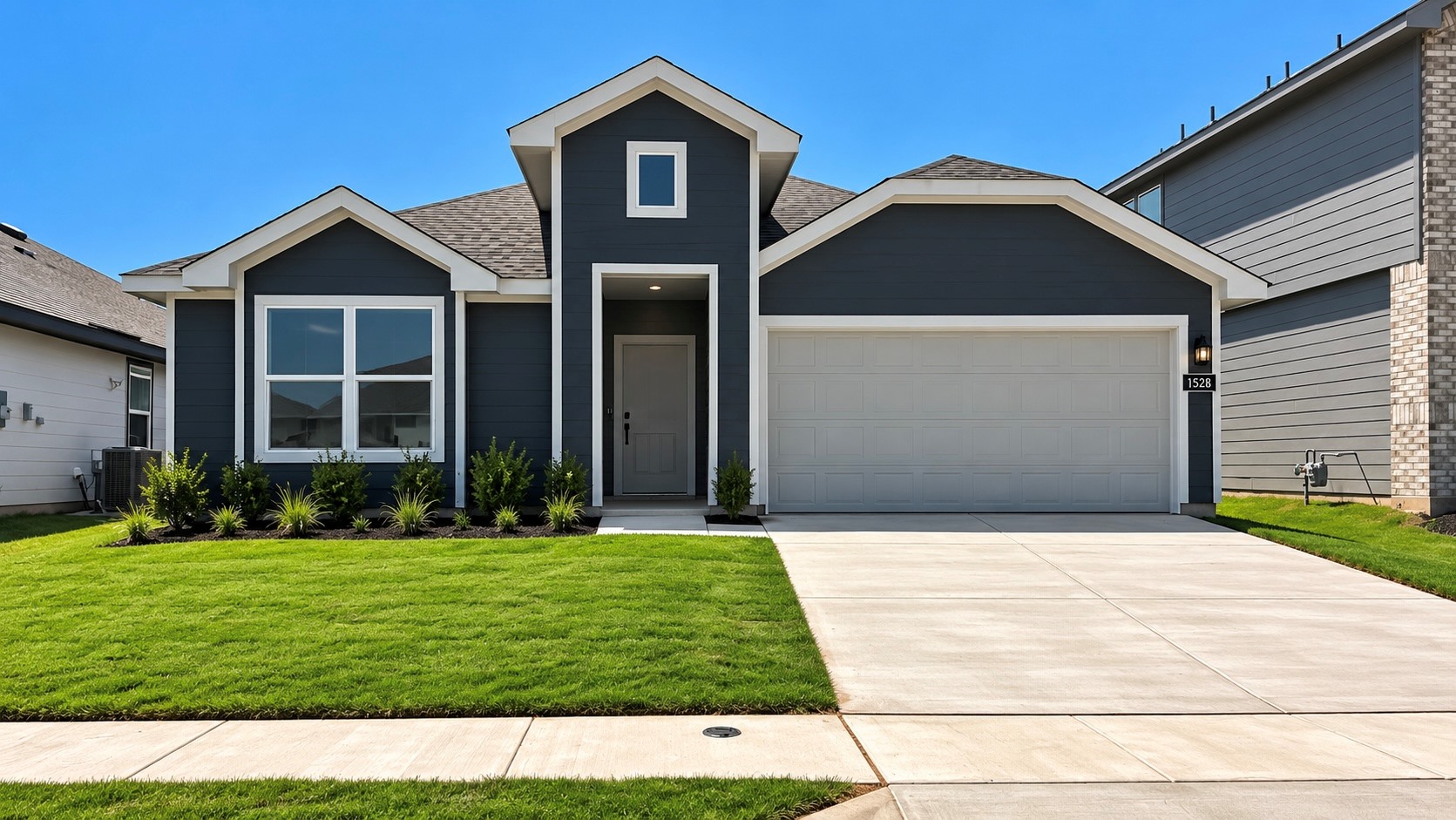 1528 Lemon Tree Lane