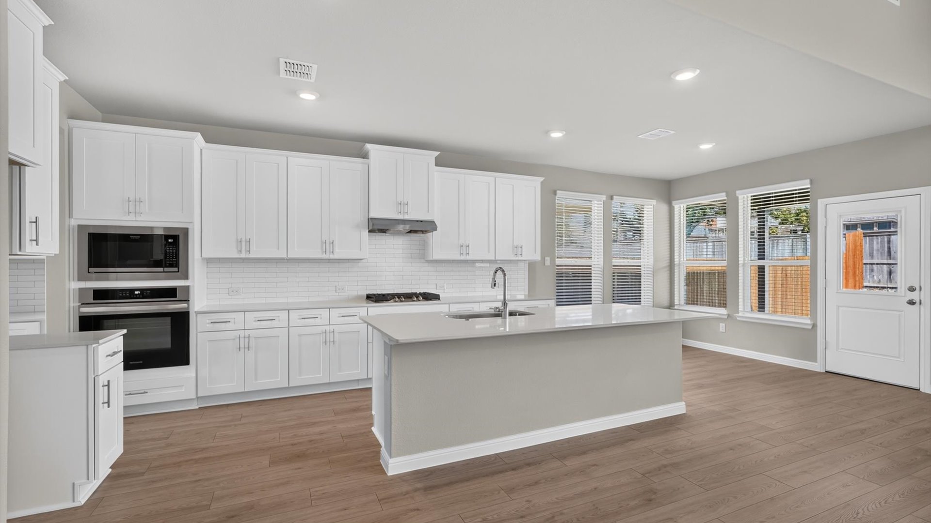 Open kitchen
