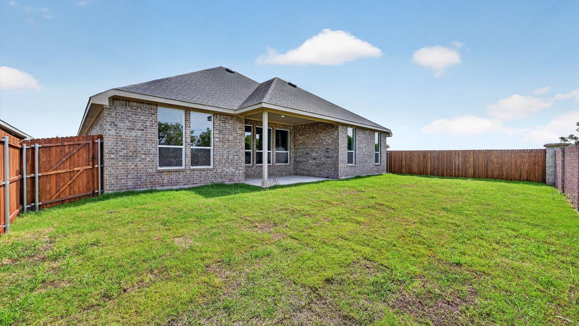 Spacious yard and patio