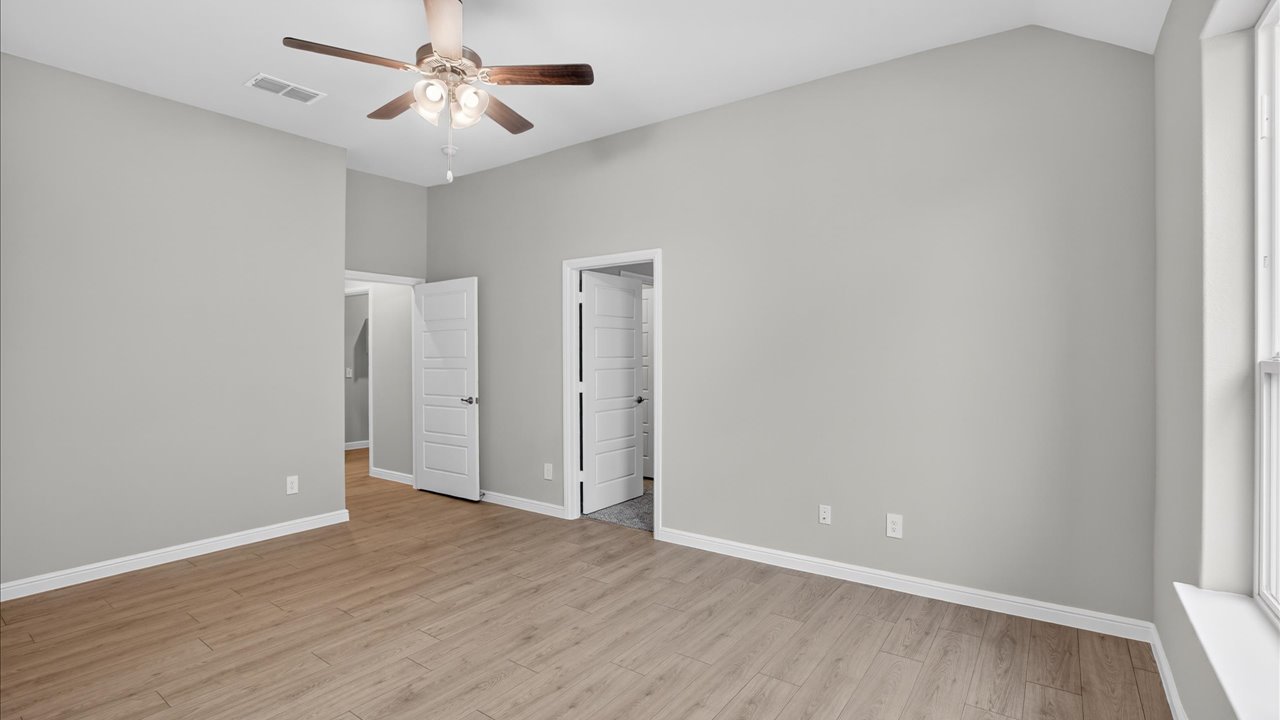Flex Room