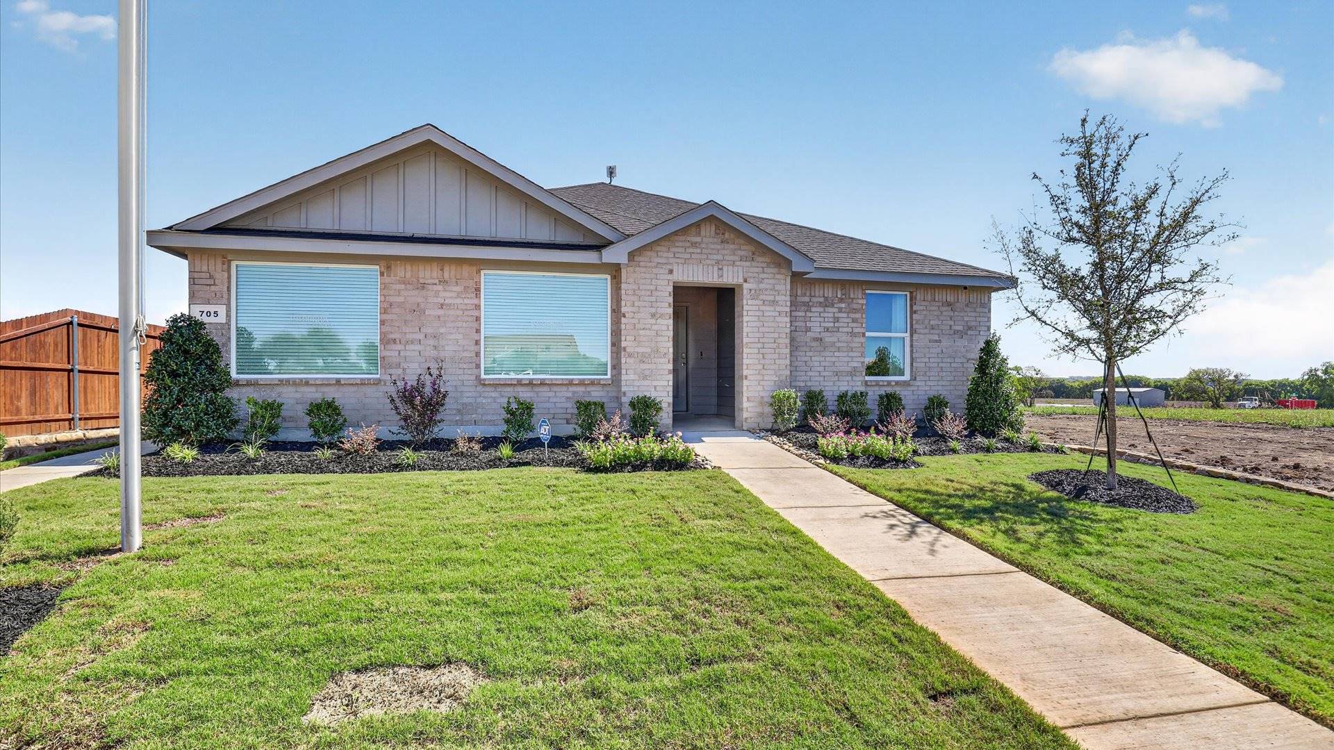 Austin floorplan in Somerset community in Hillsboro, TX