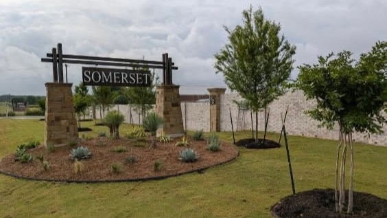 Somerset Monument Sign